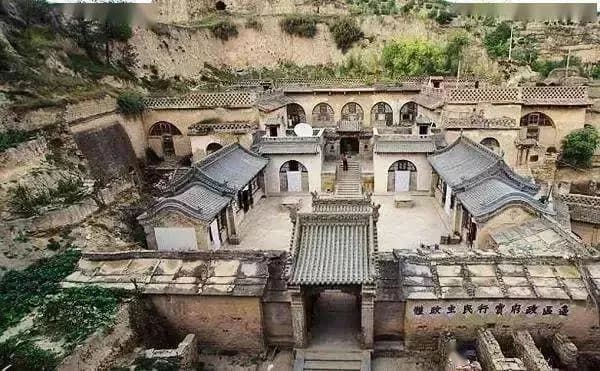 阿瓦提地主庄园