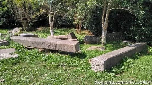 李家村失考墓