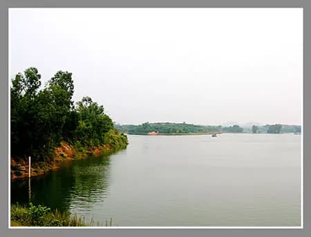 灵山湖风景区