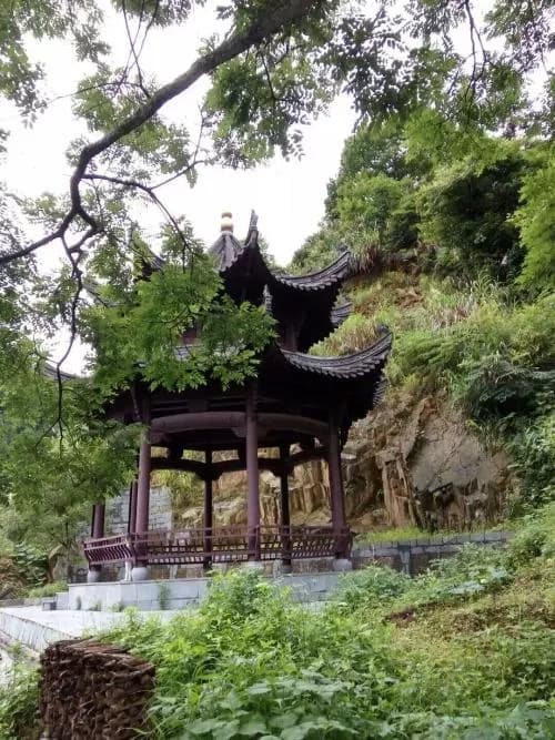 青山亭