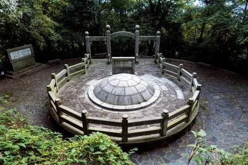 丁文江墓