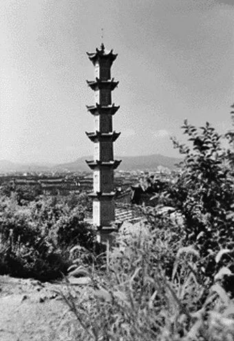 卫山镇峰塔