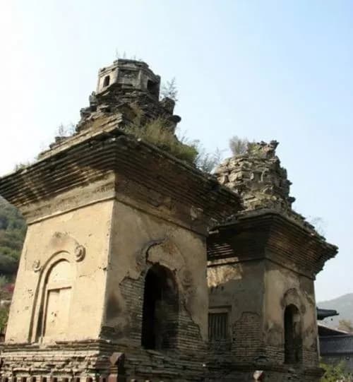 开化寺连理塔