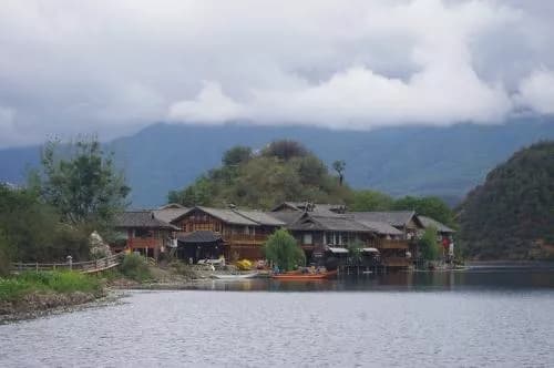 里格村