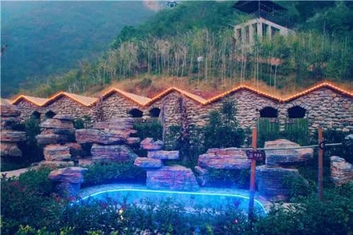 武陵峡口生态温泉旅游度假区