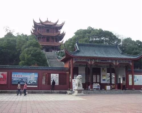 岳阳金鹗山公园
