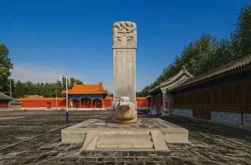 举人谢道惠墓