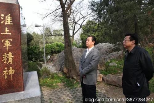 淮上军纪念碑及张汇滔塑像、淮上军纪念碑廊