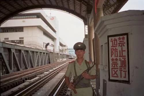 罗湖桥