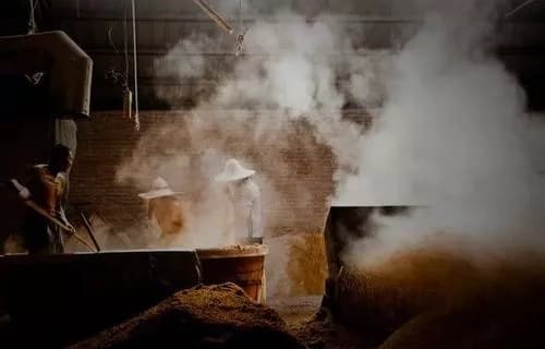 金不换酿酒古窖池