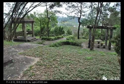 陆皓东坟场