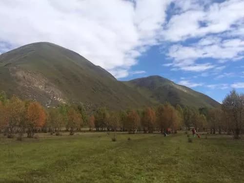 瓦灰山