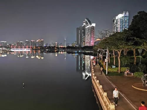 筼筜湖