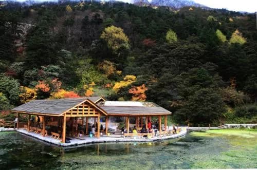 药池沸泉