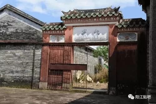 隆岗古村