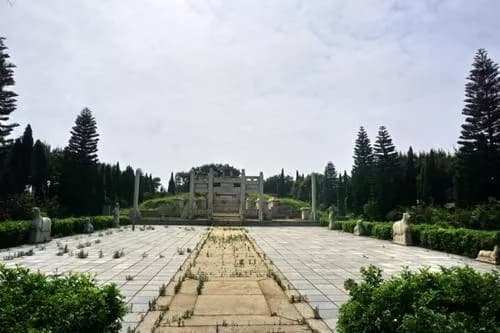 洪朝选墓
