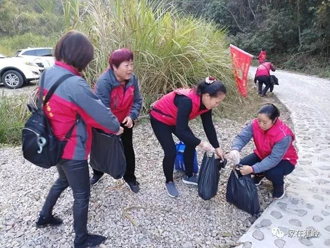 岭·格萨尔王庙