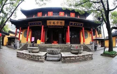 白依丁真岭寺