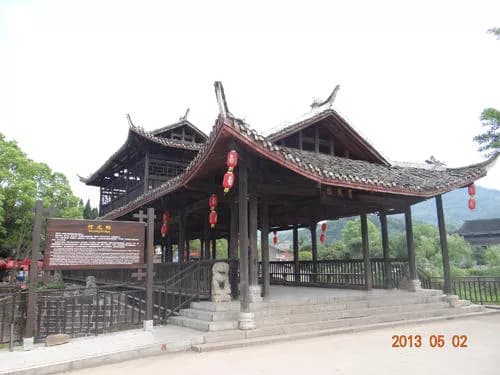 贺龙桥