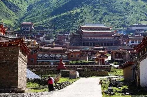 亚多寺