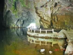 石桥龙岩名胜风景区