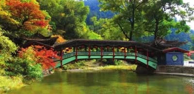 兴隆山卧桥