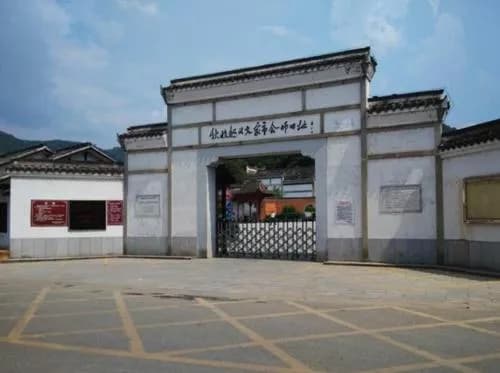 秋收起义部队福星桥头誓师大会遗址