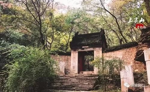 深山古庙
