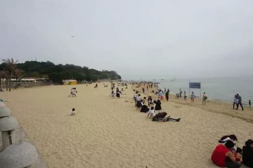 胡里山海滨浴场