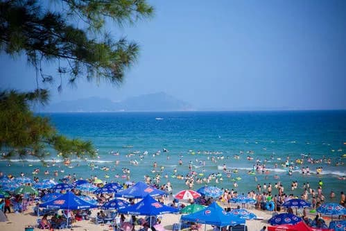 西冲海滩