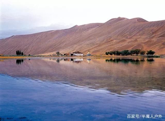 巴丹吉林
