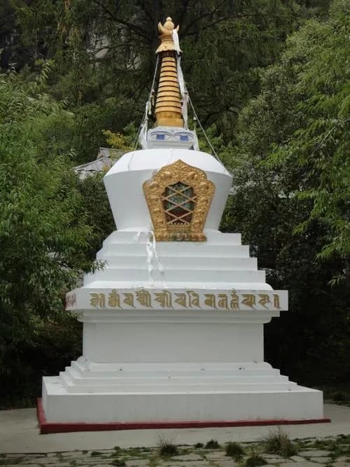 佛塔