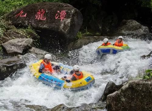 防城港九龙潭漂流