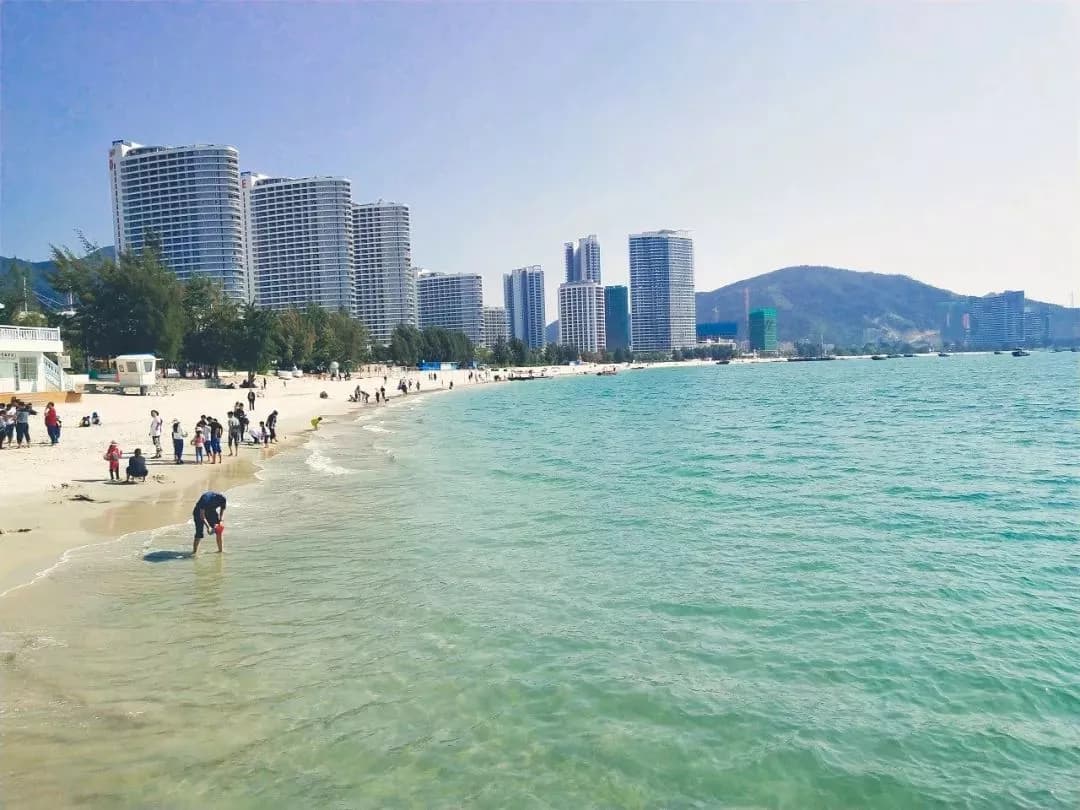 双月湾风景区