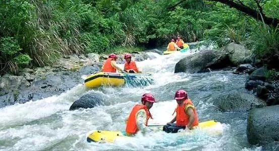 南昆山川龙峡漂流